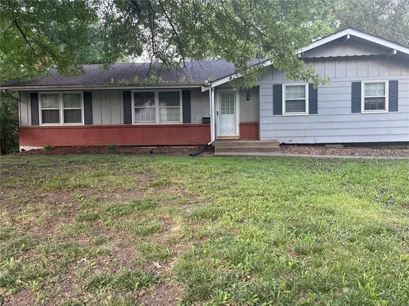 5933 Sterling Ave, Raytown, MO 64133
