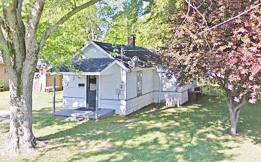 1st image of 911 K West Ave