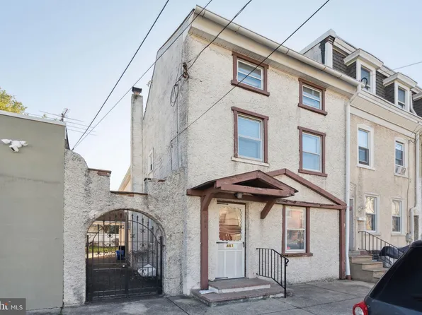 481 Conarroe St, Philadelphia, PA 19128