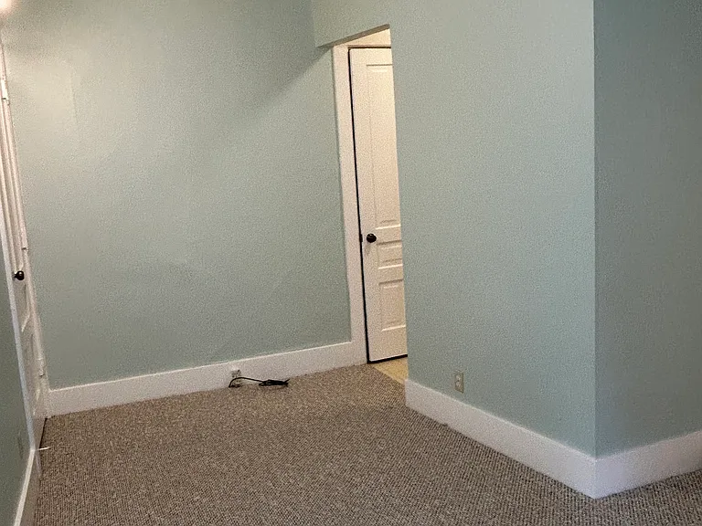 28 Union Ave NE #7 — Photo 3