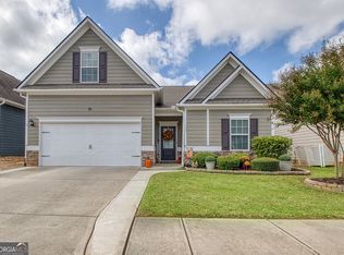 137 Thomaston St, Newnan, GA 30263
