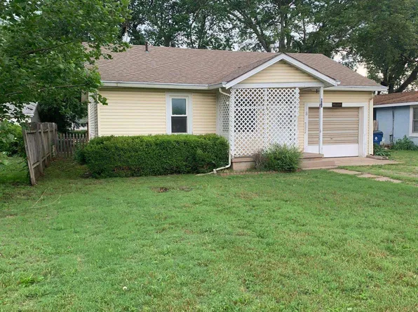 618 Mechanic St, Towanda, KS 67144