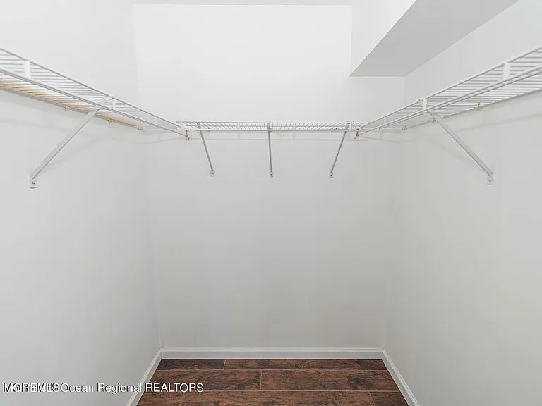 25 Duncan Way — Photo 18