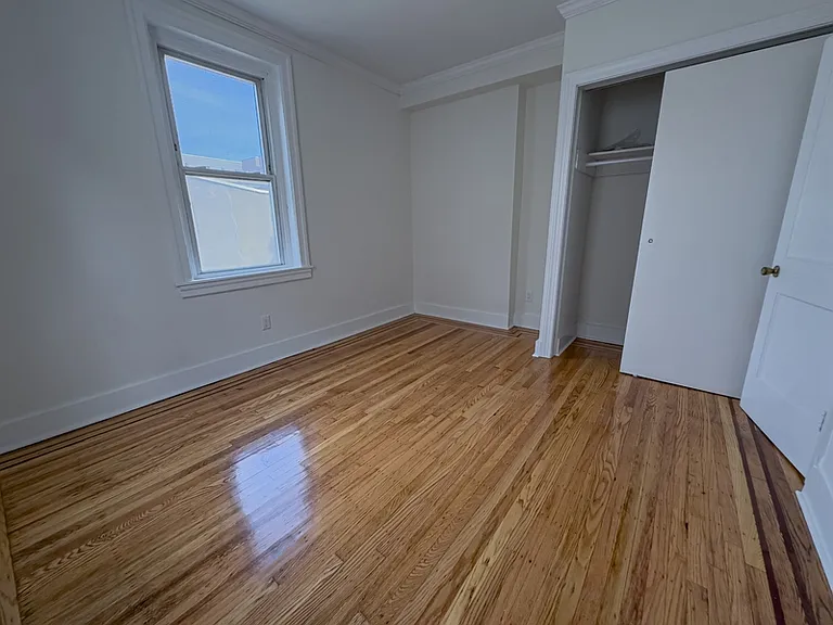 1223 N Franklin St #3R — Photo 43
