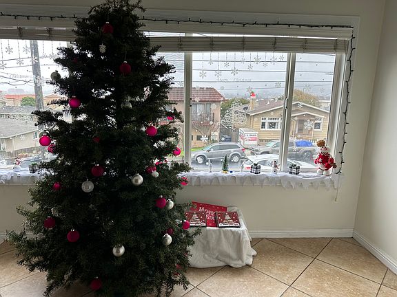 4th image of 628 Miller Ave