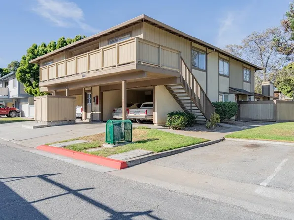 1793 Cherokee Dr Unit 2, Salinas, CA 93906