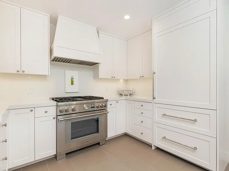 1465 N Lake Way — Photo 9