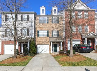 9637 Walkers Glen Dr, Concord, NC 28027