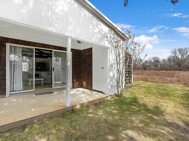 34A Sag Harbor Tpke — Photo 10