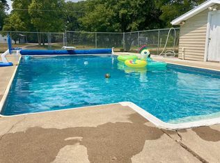 S9061 Meadowdale Rd, Prairie Du Sac, WI 53578