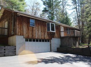 742 Raymondskill Rd, Milford, PA 18337