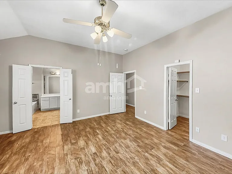 5 Paddock Pines Pl — Photo 11