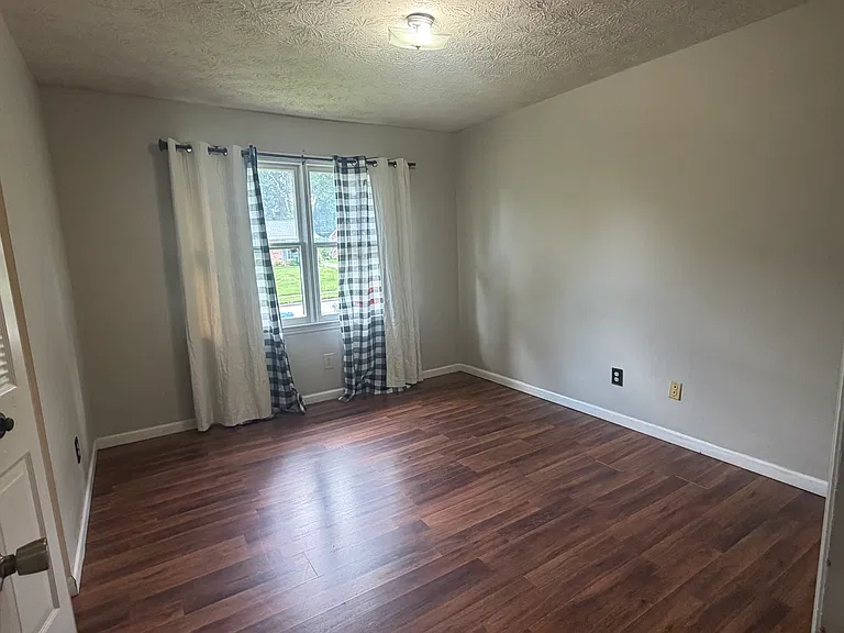 3056 Dale Hollow Dr — Photo 10