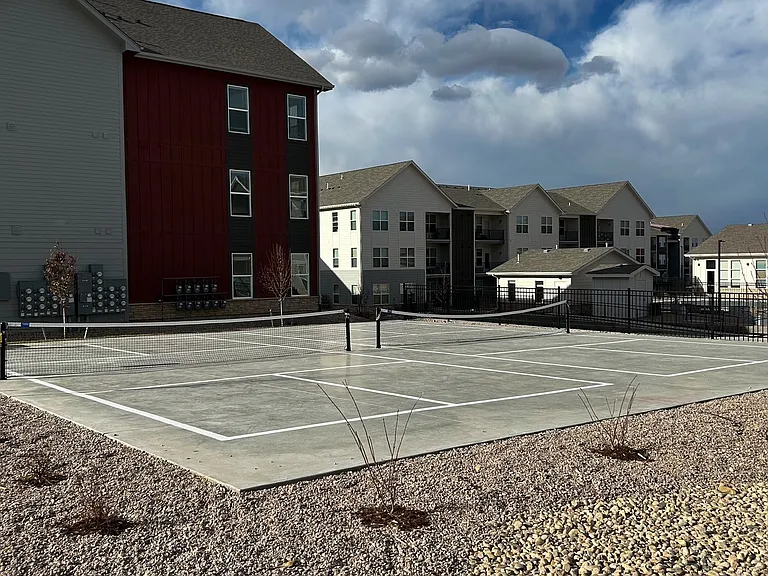 The Overlook Apartments — Photo 7