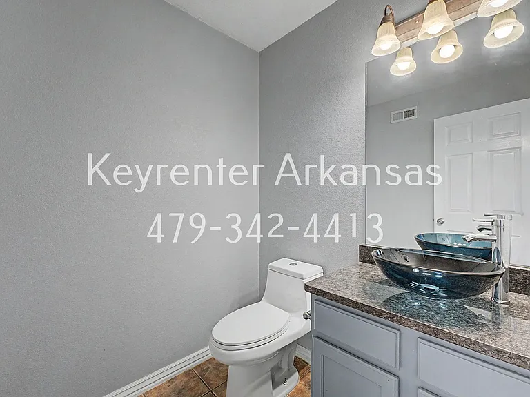 3705 SW Hansom Loop — Photo 6