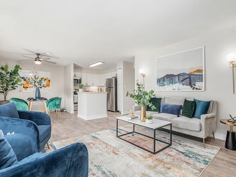 Kenilworth Apartments — Photo 47