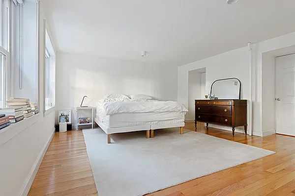 Rented by Corcoran | media 3