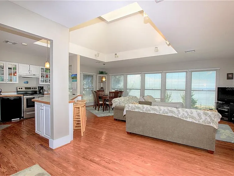 181 N Gulf Blvd #4 — Photo 29