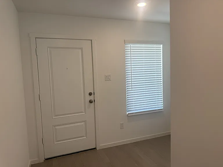 2069 Belgian Dr — Photo 12