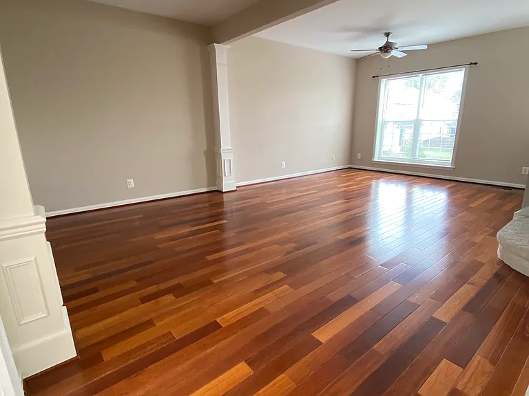 43781 Barborsville Mansion Sq — Photo 6