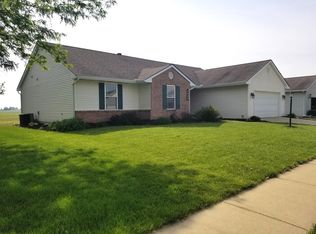 3202 Earle Ct, Urbana, IL 61802