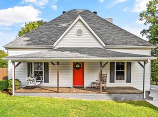 637 E Beaver Creek Dr, Knoxville, TN 37918