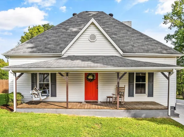 637 E Beaver Creek Dr, Knoxville, TN 37918