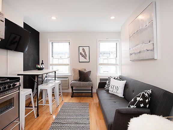 3rd image of 246 E 32nd St #4