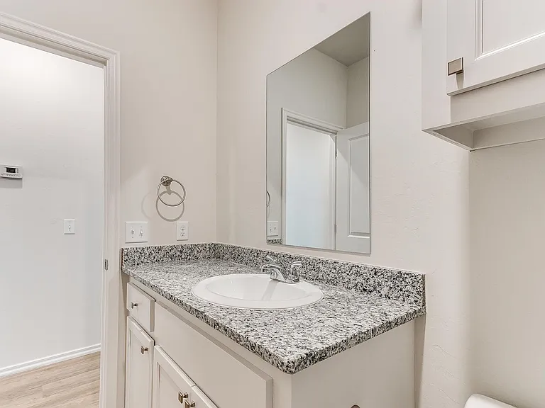 3801 Franks Way — Photo 25