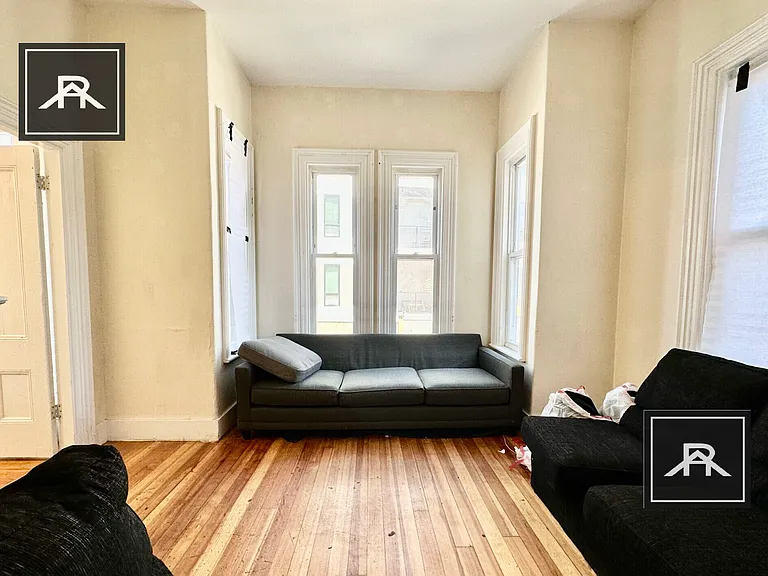 24 Highgate St #22 — Photo 9