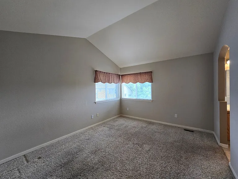 2111 N Fork Dr — Photo 12