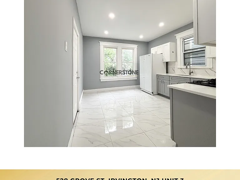 528 Grove St — Photo 12