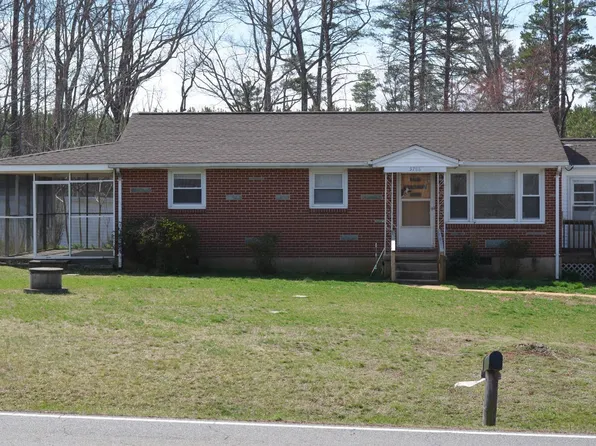 5788 E Gretna Rd, Gretna, VA 24557