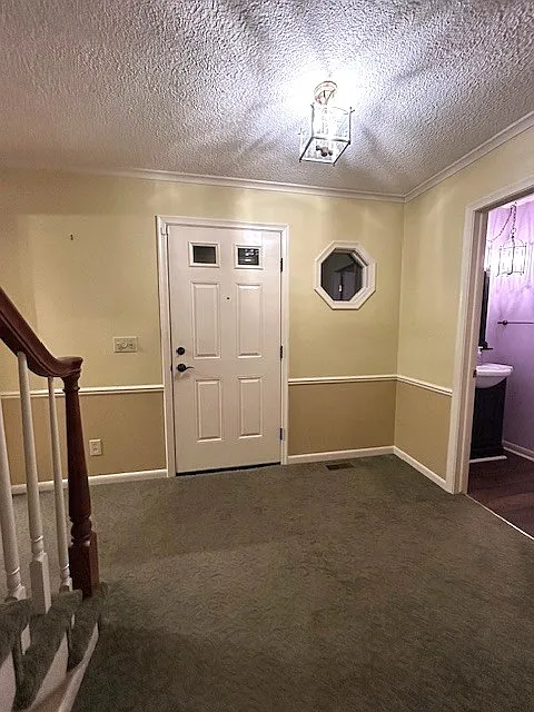 3 bed, 1543 sqft, $2,400 — Photo 3