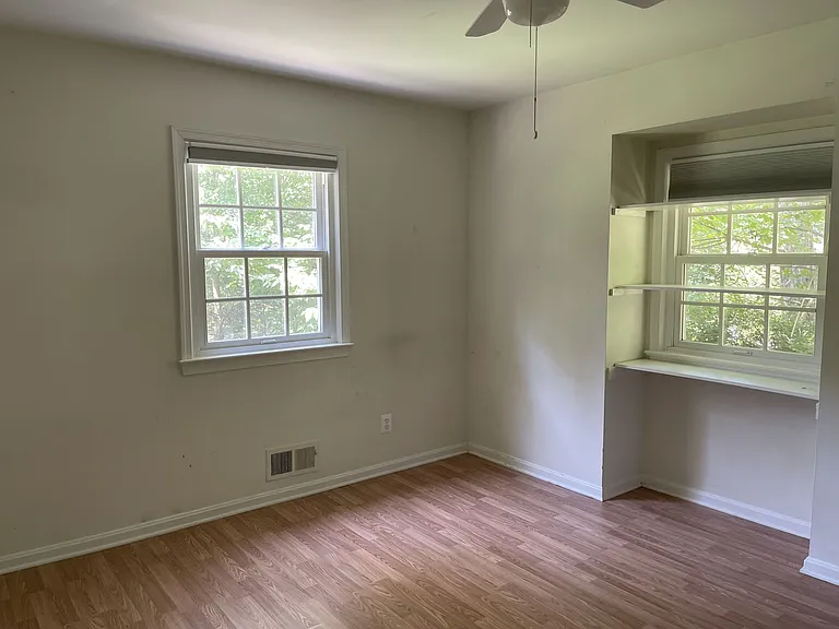 11822 Triple Crown Rd — Photo 16