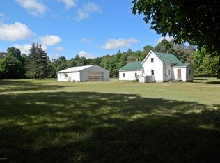 13799 Springdale Rd, Thompsonville, MI 49683