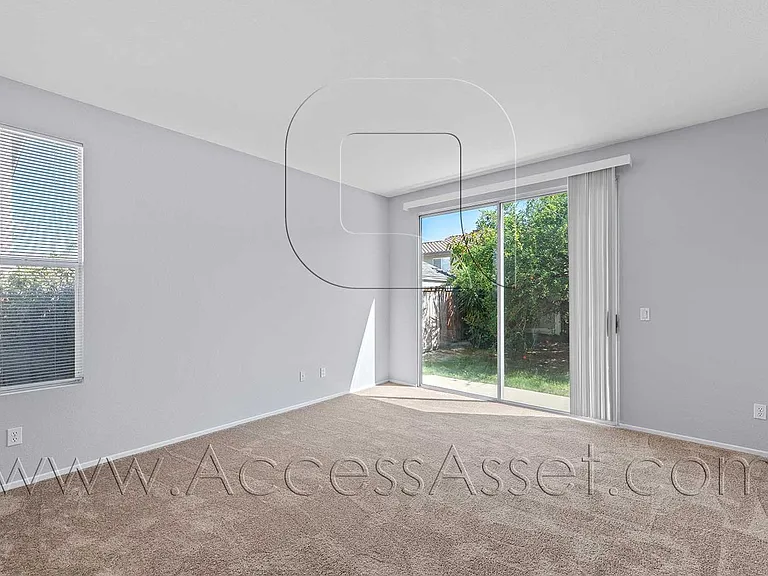 27090 Adelanto Dr — Photo 31