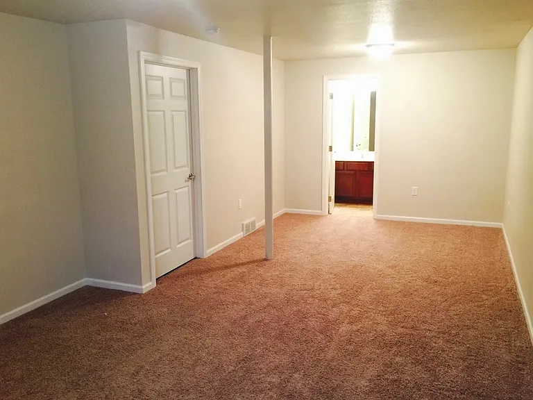 1403 State St #2 — Photo 12