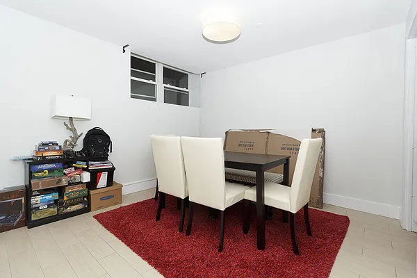 Rented by Flip Technologies Inc | media 29