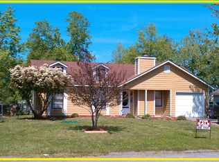 409 Hunting Green Dr, Jacksonville, NC 28546