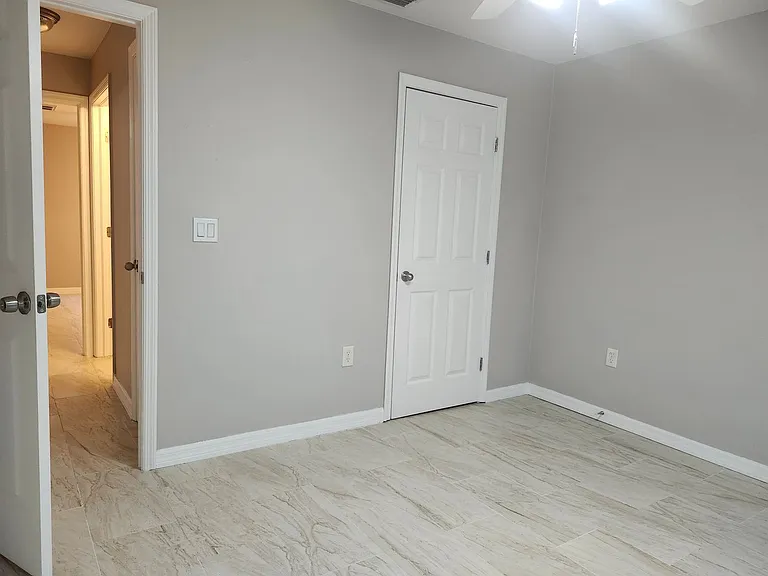 1713 SW 13th St — Photo 14