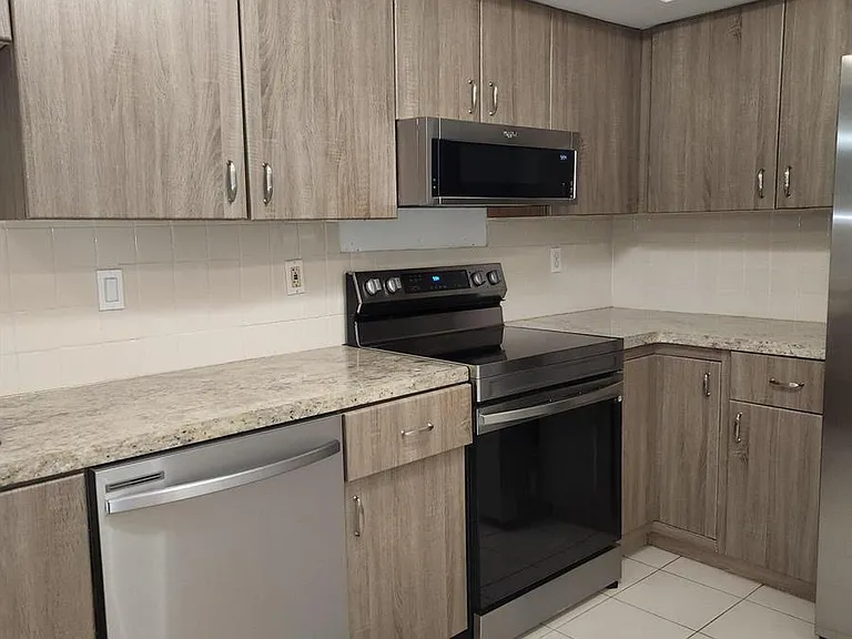 3171 Leewood Ter #L134 — Photo 7