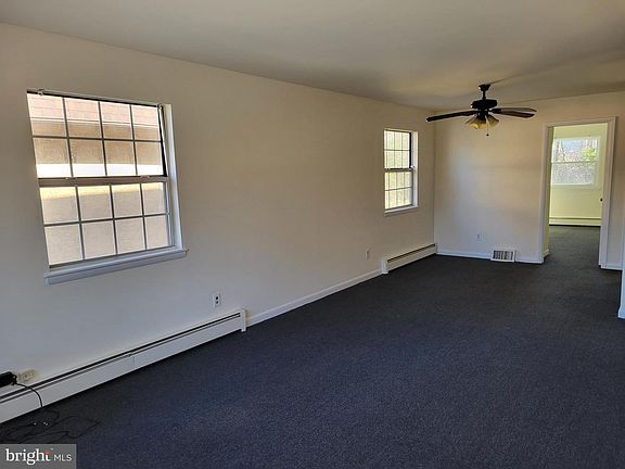 2nd image of 3798 Woodland Ave APT F