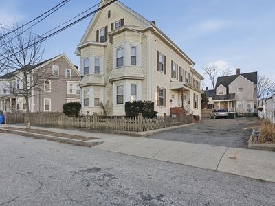 163-165 Chestnut St, Waltham, MA, 02453