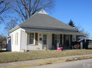 1818 Plank Rd, Keokuk, IA 52632