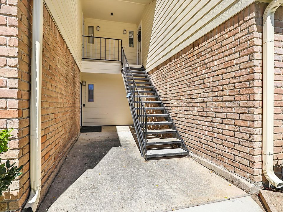 1st image of 14515 Wunderlich Dr Unit 207