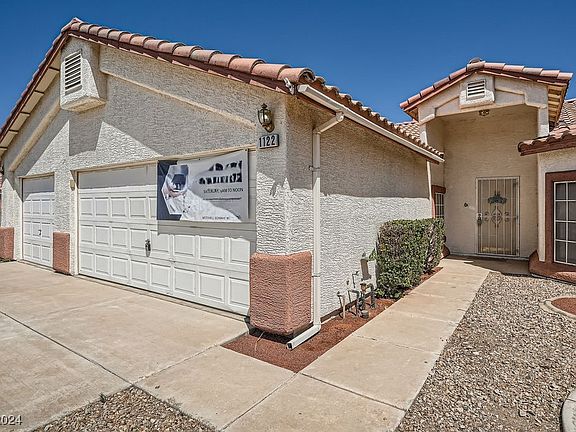 3rd image of 1122 San Eduardo Ave