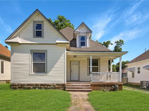 1511 Dirr Ave, Parsons, KS 67357