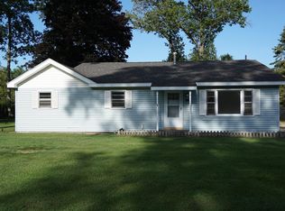 94 S Brooks Rd, Muskegon, MI 49442
