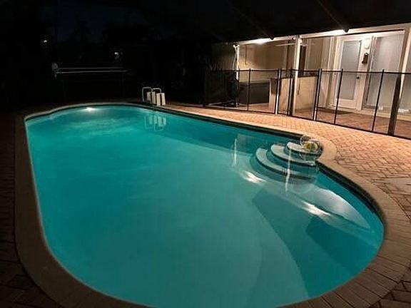 4th image of 2524 Gulfstream Ln #0